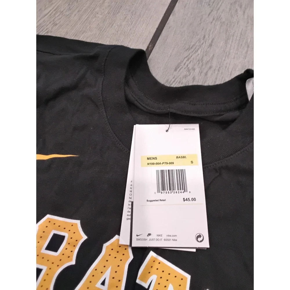 Nike Pittsburgh Pirates MLB Small Black Graphic T-Shirt N199-00A-PT9-009 NWT